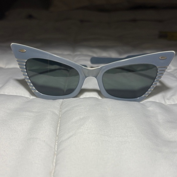 Vintage Ray-Ban B&L Gray Sun Song Cat-Eye Sunglasses 1950’s/60’s main image 5